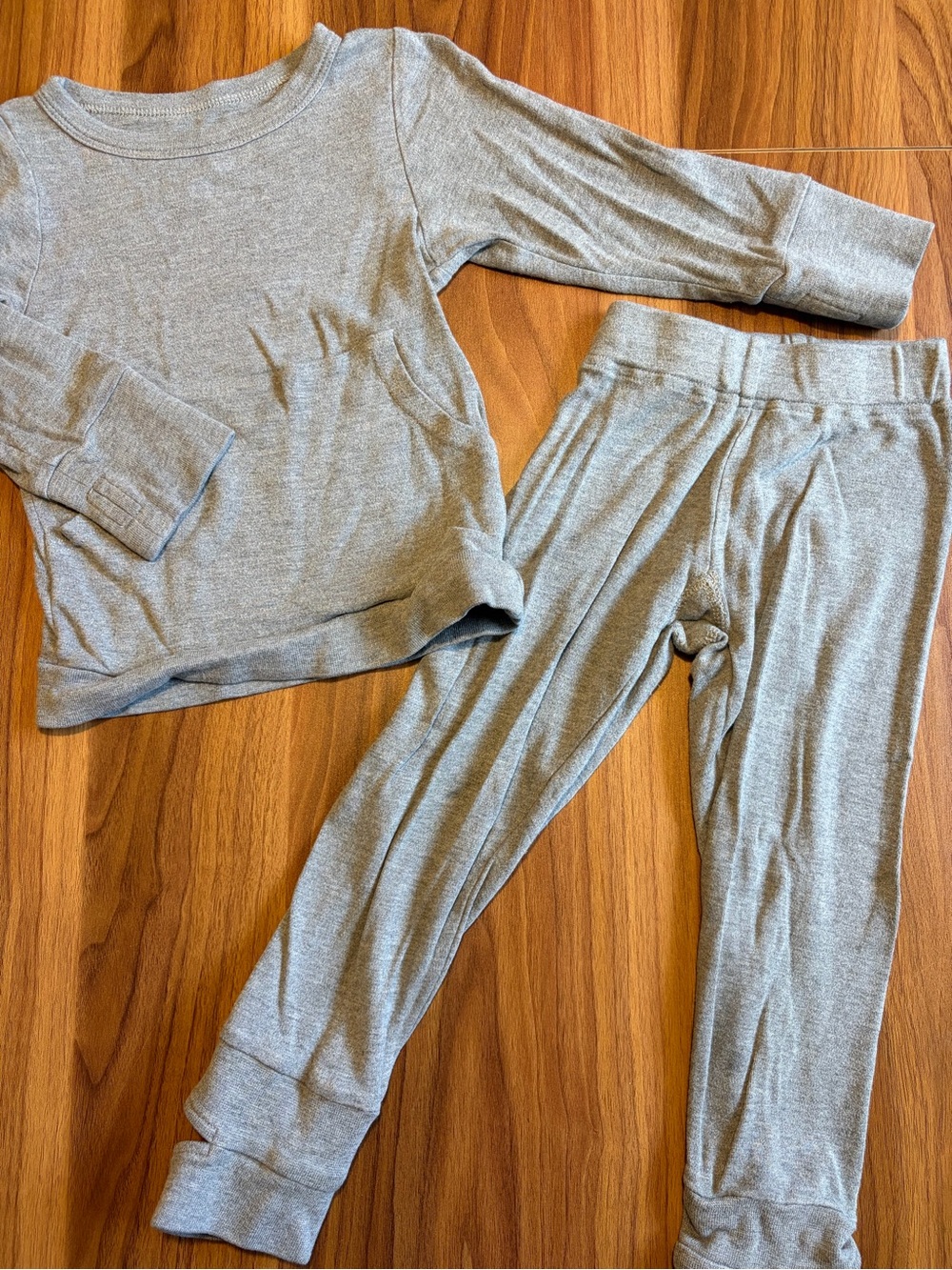 Goumi 3T Gray Matching Set